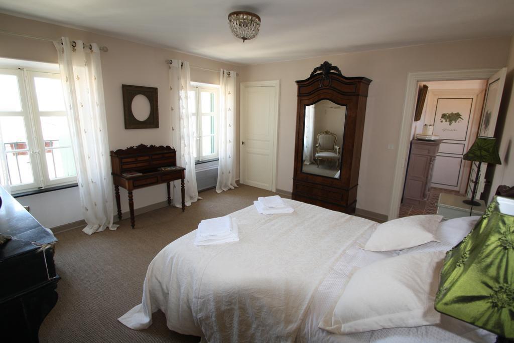 Vila La Montagute Thezan-des-Corbieres Pokoj fotografie